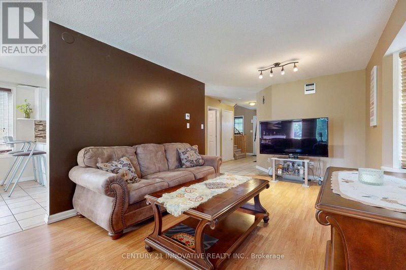 1910 Dalhousie Crescent  Oshawa (Samac), L1G8C4 | Image 13