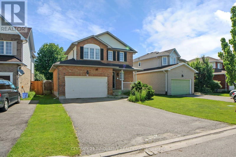 1910 Dalhousie Crescent  Oshawa (Samac), L1G8C4 | Image 2