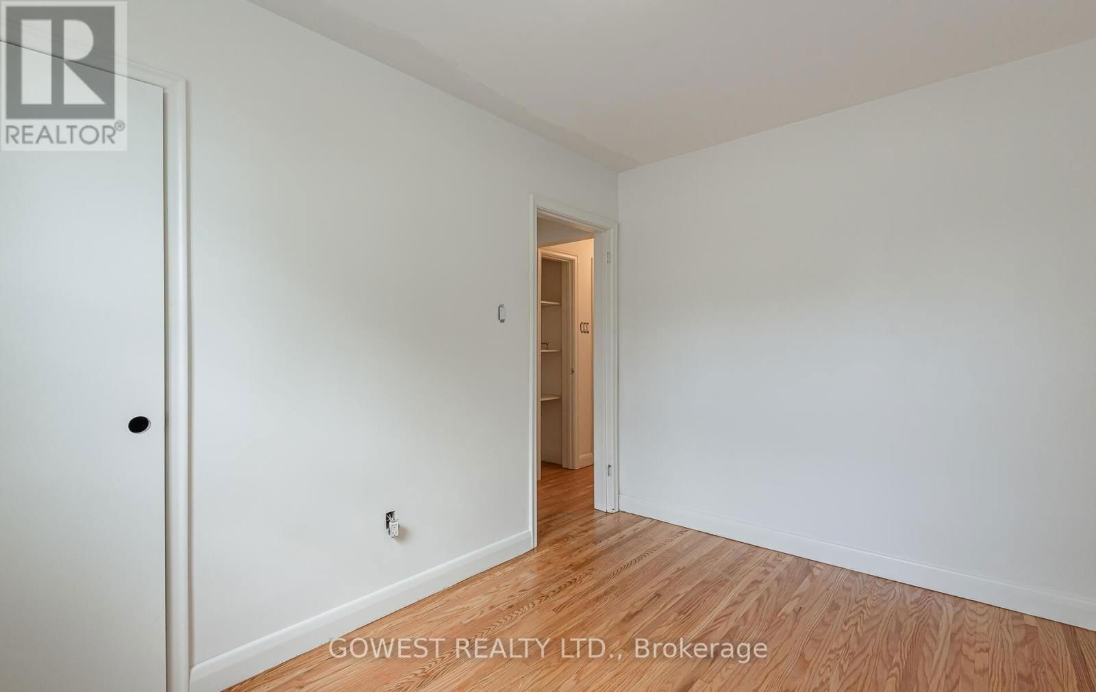 126 BARKER AVENUE Image 10