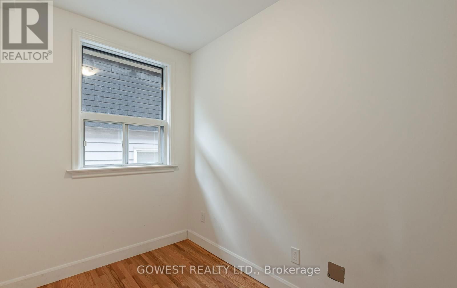 126 BARKER AVENUE Image 14