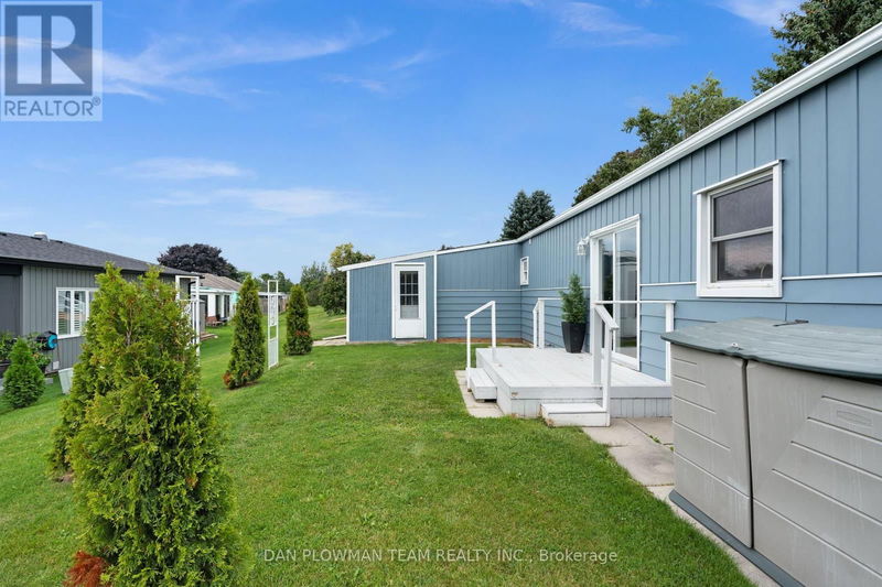 114 Bluffs Road  Clarington (Newcastle), L1B1B9 | Image 20