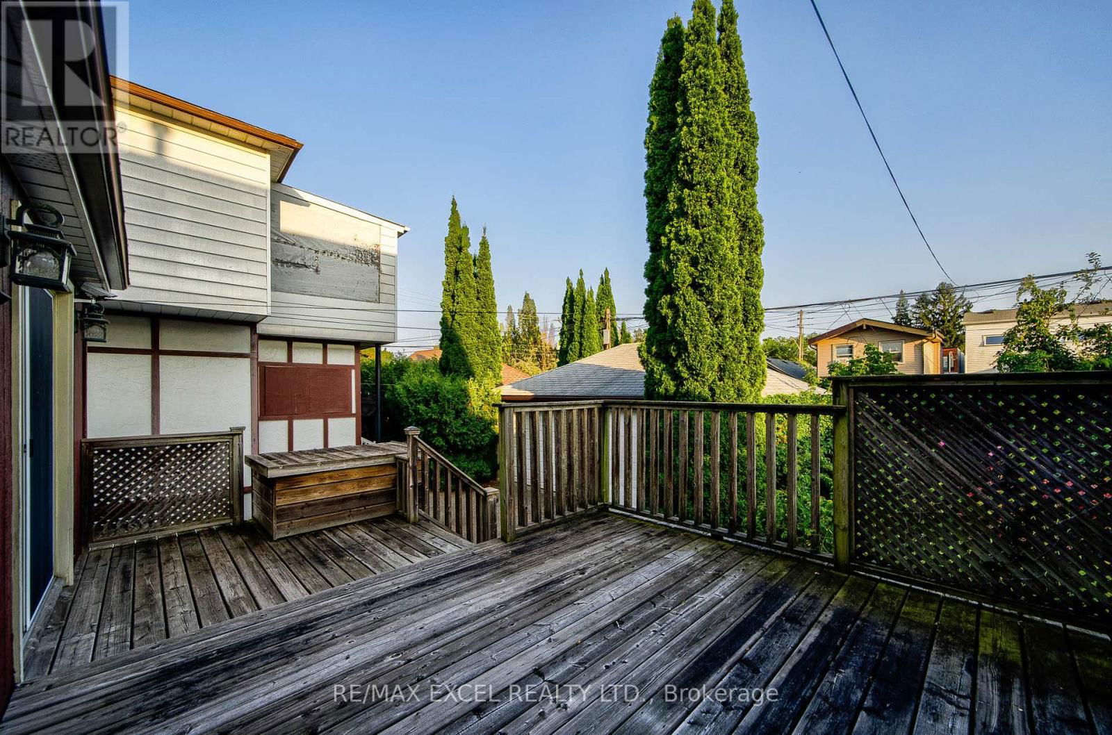 21 SAVOY AVENUE Image 38