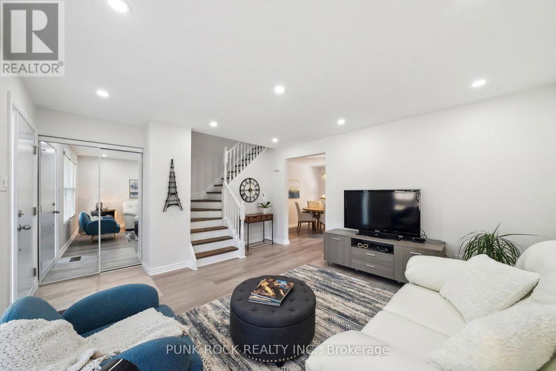  6 - 1230 Radom Street  Pickering (Bay Ridges), L1W3B8 | Image 5