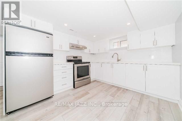 UNIT #2 - 93 BEATRICE STREET W Image 2