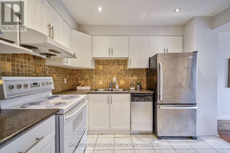 45 Trott Square  Toronto (Malvern), M1B1V9 | Image 8