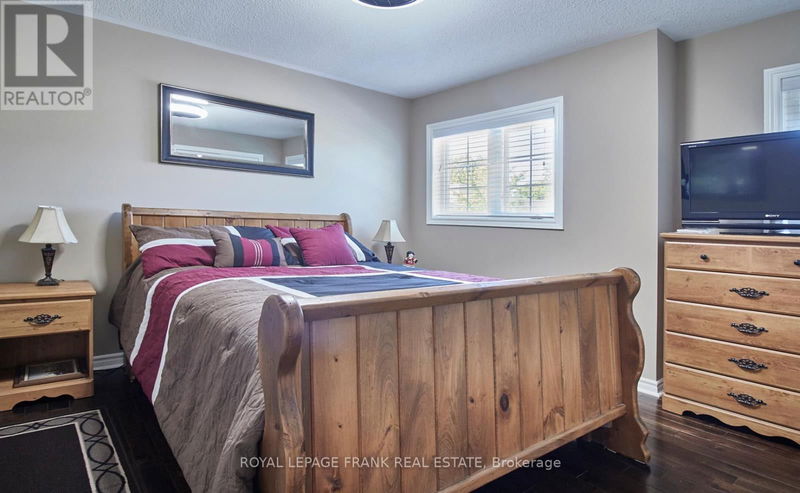  Unit 3 - 350 Lakebreeze Drive  Clarington (Newcastle), L1B0A2 | Image 20