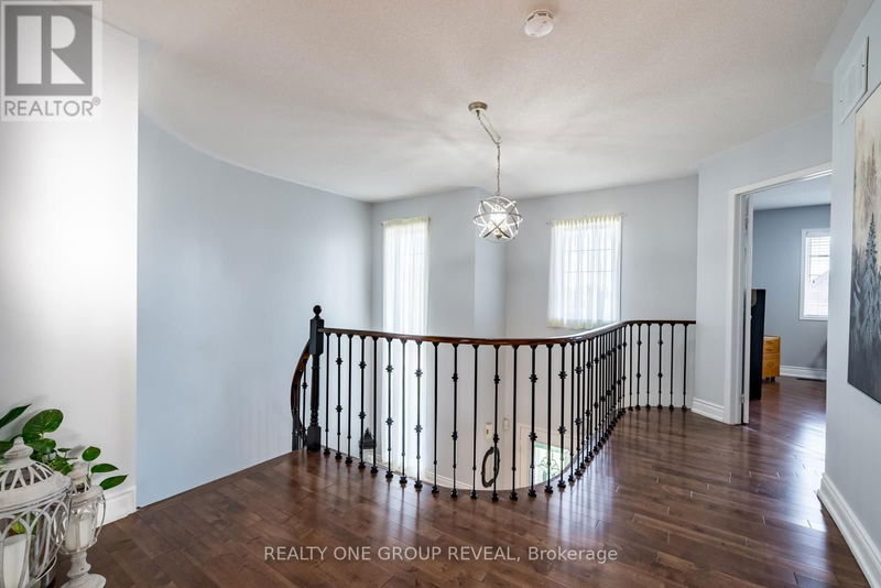 86 Strickland Drive  Ajax (Central West), L1T4A3 | Image 21