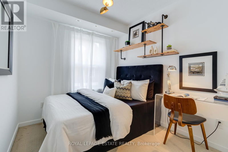  Unit #3 - 8 Florence Wyle Lane  Toronto (South Riverdale), M4M3E7 | Image 19