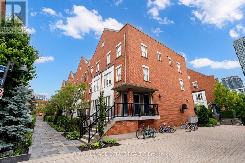  Unit #3 - 8 Florence Wyle Lane  Toronto (South Riverdale), M4M3E7 | Image 36