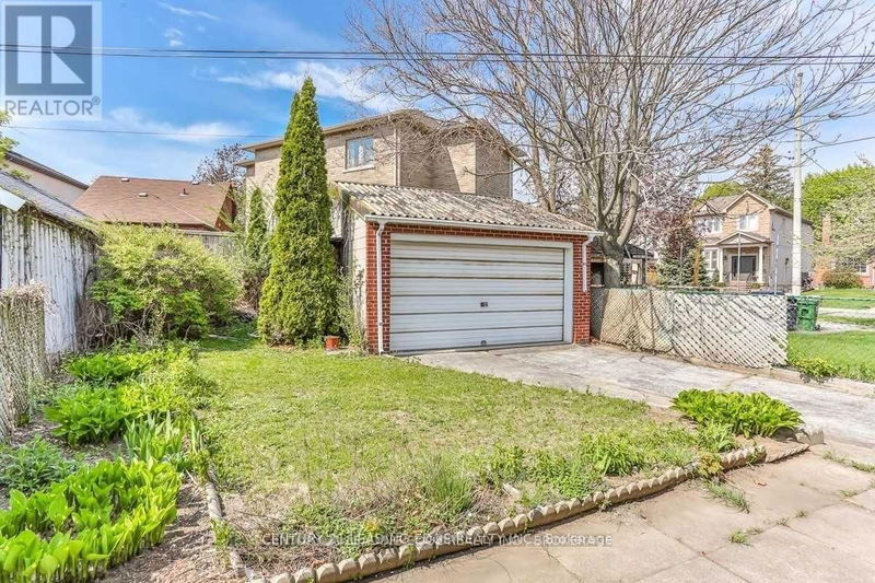 378 O'connor Drive  Toronto (East York), M4J2V7 | Image 20