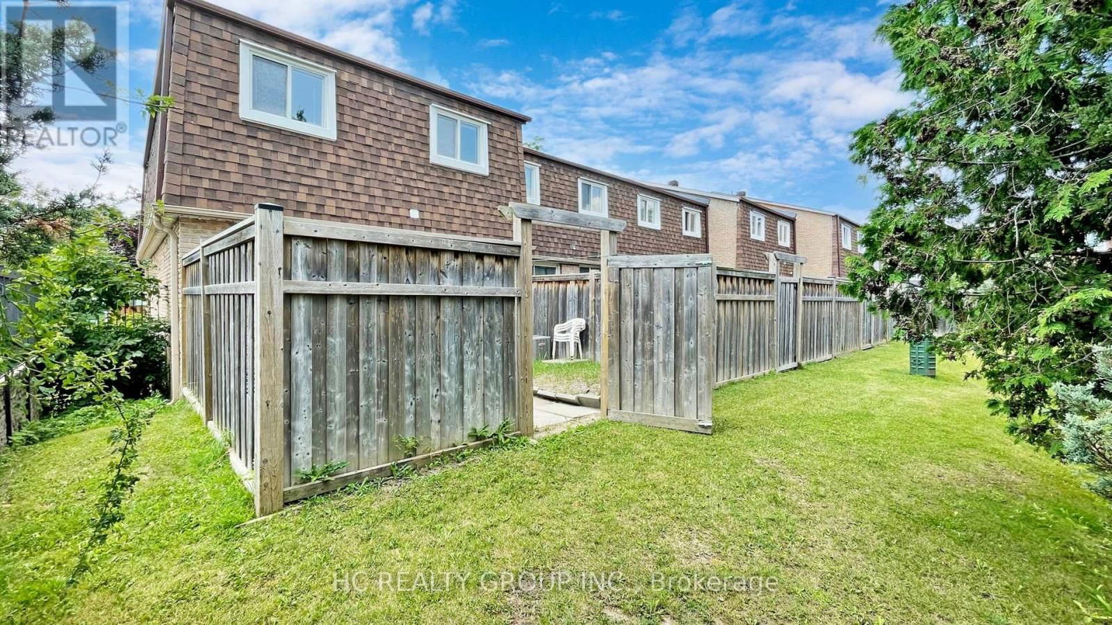 1 - 1000 BRIDLETOWNE CIRCLE Image 34