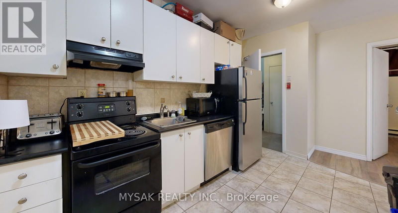 10 Ivy Avenue  Toronto (South Riverdale), M4L2H7 | Image 7