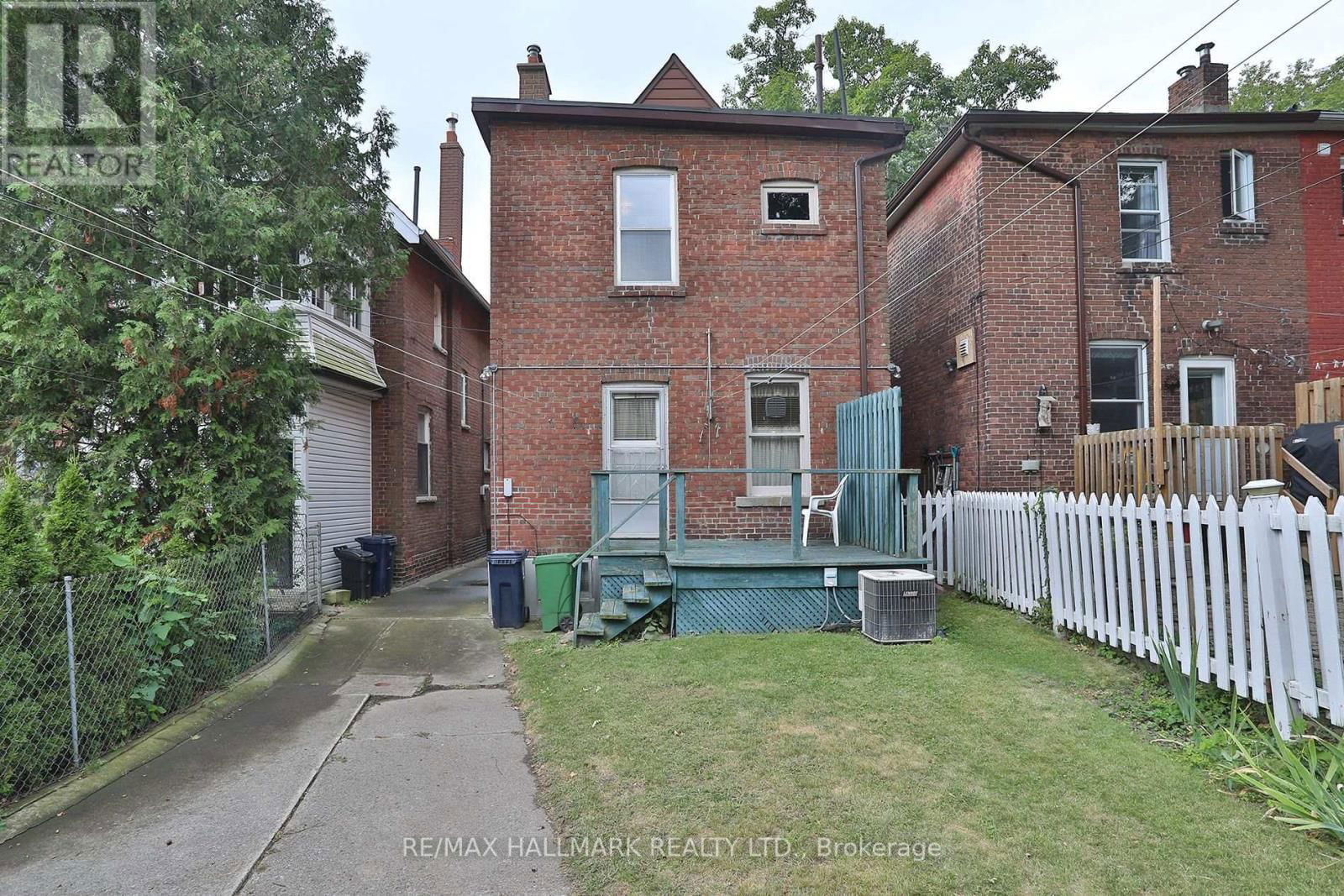 141 LEE AVENUE Image 32