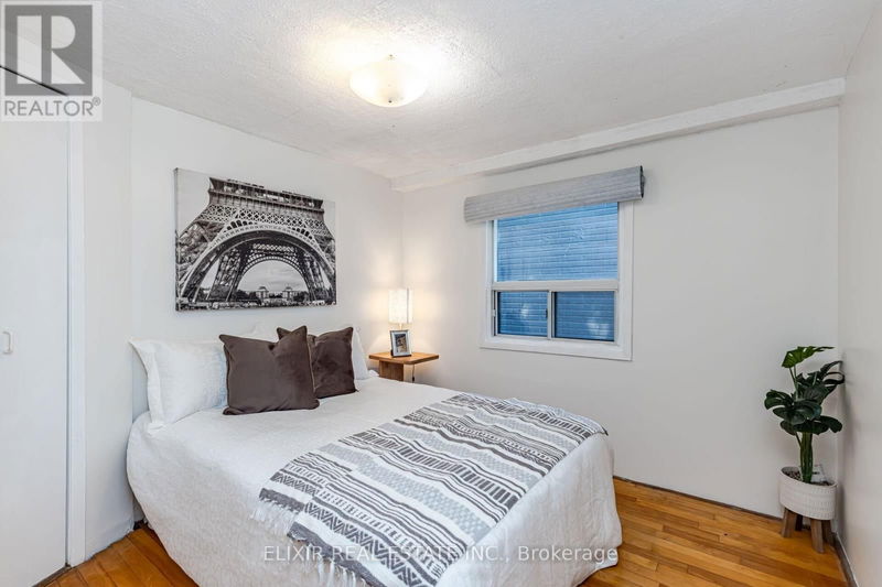 2A Battenberg Avenue  Toronto (Woodbine Corridor), M4L1J8 | Image 21