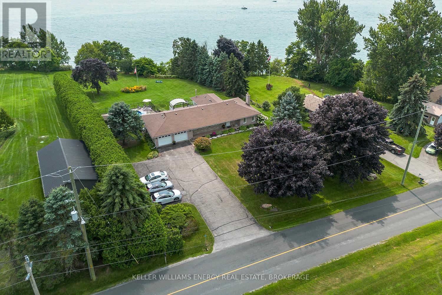 3667 LAKESHORE ROAD Image 1