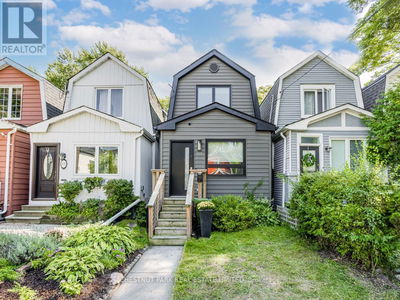 237 Lumsden Avenue  Toronto (Woodbine-Lumsden), M4C2K5 | Image 1