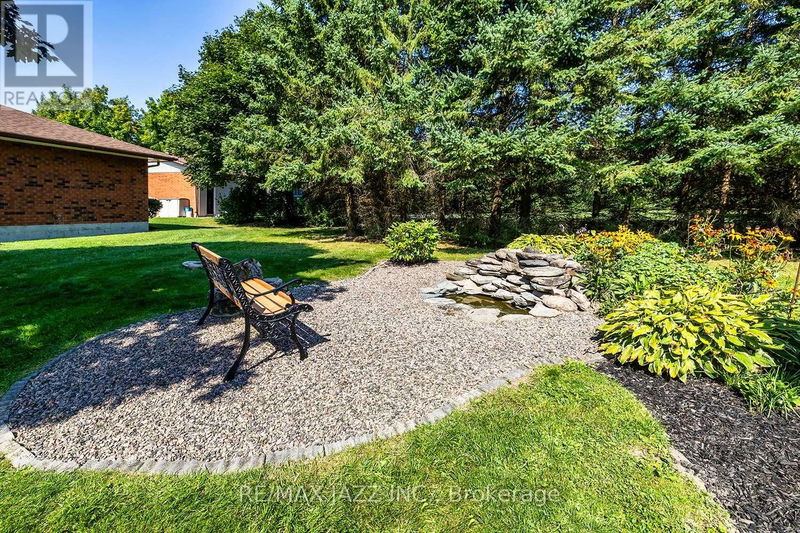 29 Carlan Drive  Scugog (Port Perry), L9L1P2 | Image 34