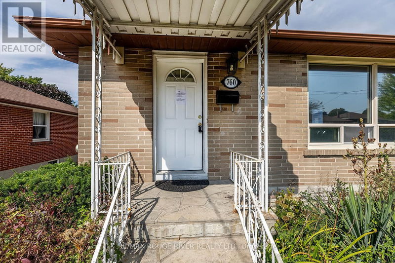 760 Phillip Murray Avenue  Oshawa (Lakeview), L1J1J3 | Image 3