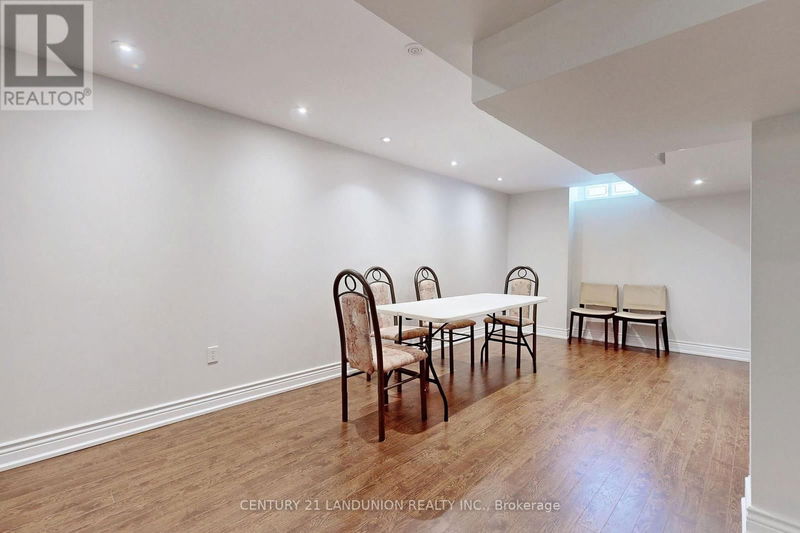 170 Ingleton Boulevard  Toronto (Milliken), M1V1Z7 | Image 25