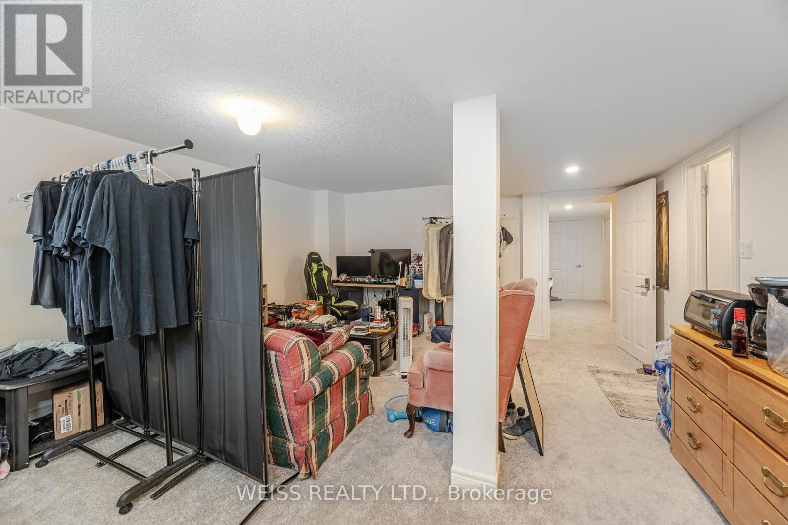 664 FLEETWOOD DRIVE Image 36