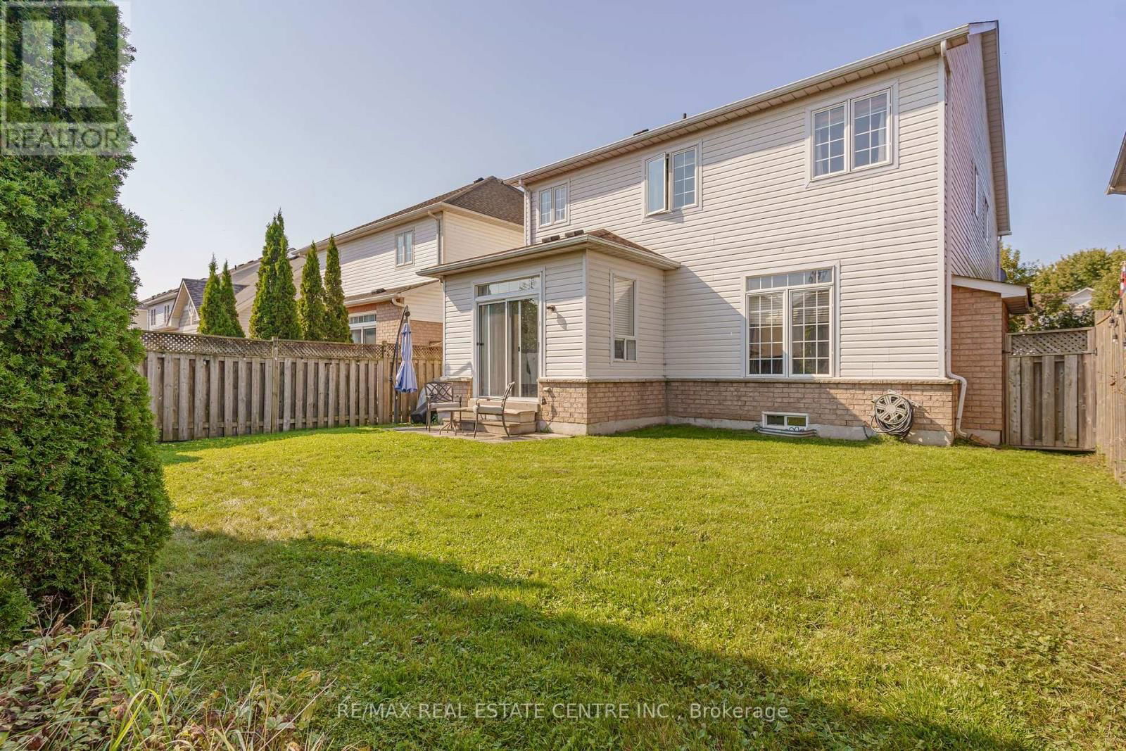 450 WHITBY SHORES GREEN WAY Image 35