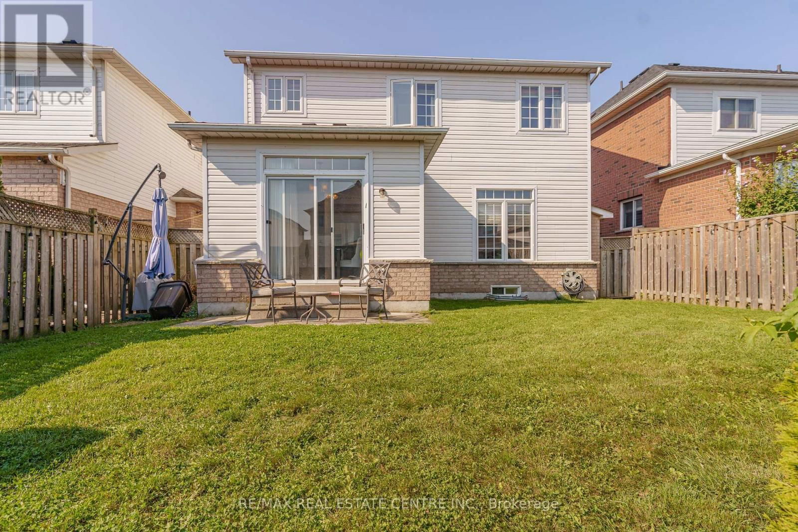 450 WHITBY SHORES GREEN WAY Image 36