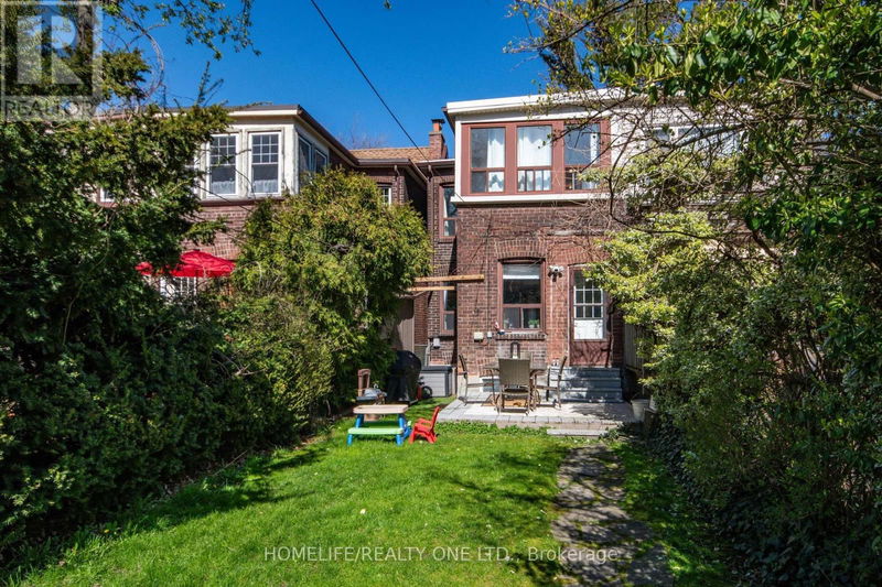 62 Kent Road  Toronto (Greenwood-Coxwell), M4L2X6 | Image 32