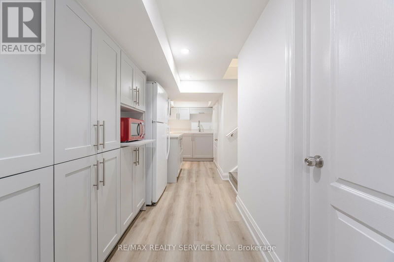 19 Horton Boulevard  Toronto (Eglinton East), M1J1K7 | Image 20