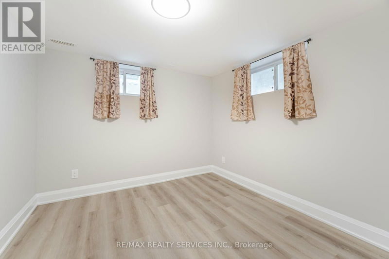 19 Horton Boulevard  Toronto (Eglinton East), M1J1K7 | Image 27