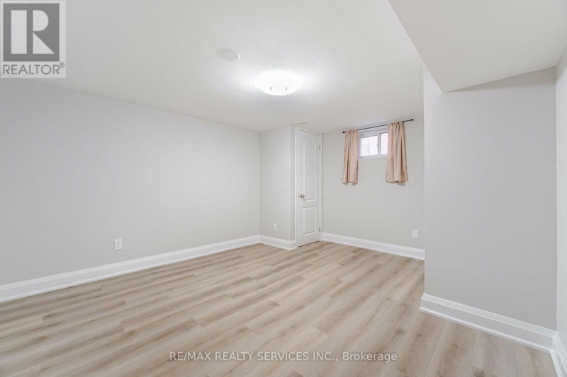 19 Horton Boulevard  Toronto (Eglinton East), M1J1K7 | Image 29