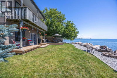 81 Cedar Crest Beach Road  Clarington (Bowmanville), L1C4B2 | Image 1