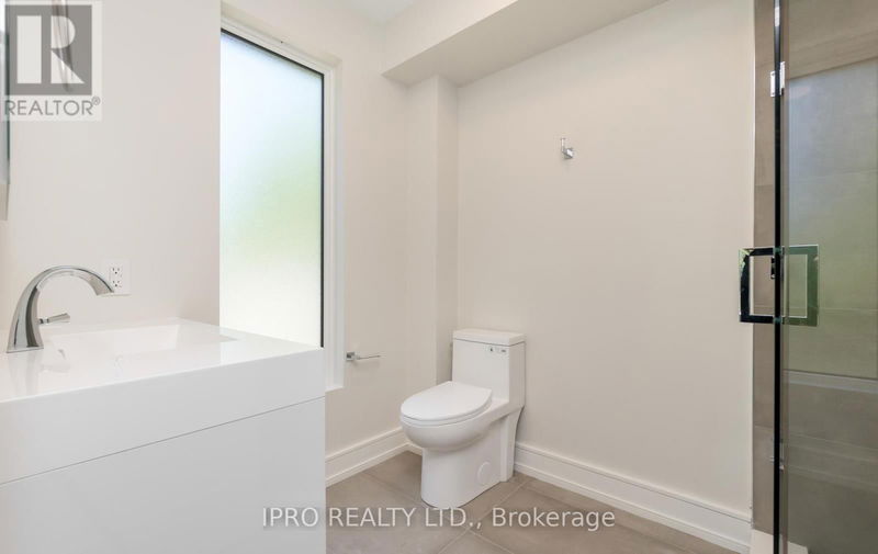  3 - 109 Rhodes Avenue  Toronto (Greenwood-Coxwell), M4L3A2 | Image 19