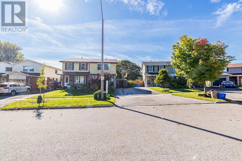 644 Balsam Crescent  Oshawa (Lakeview), L1J6A2 | Image 1