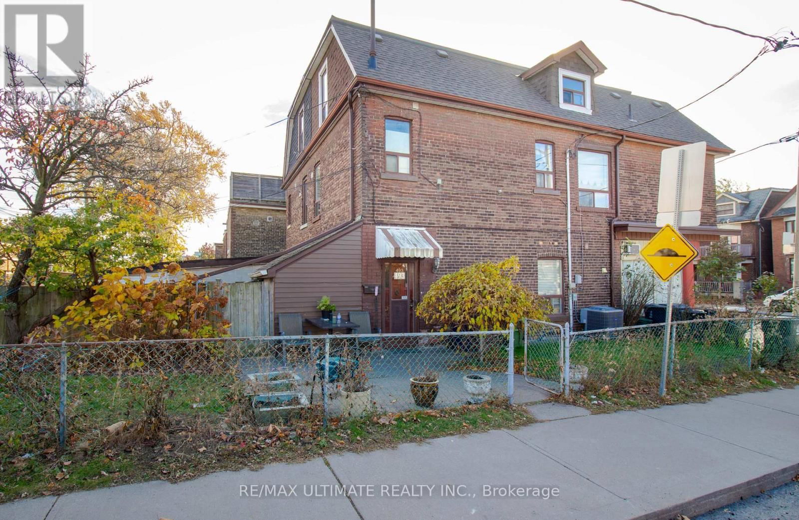 493 CARLAW AVENUE Image 2