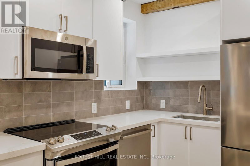 97 Lee Avenue  Toronto (The Beaches), M4E2P2 | Image 33