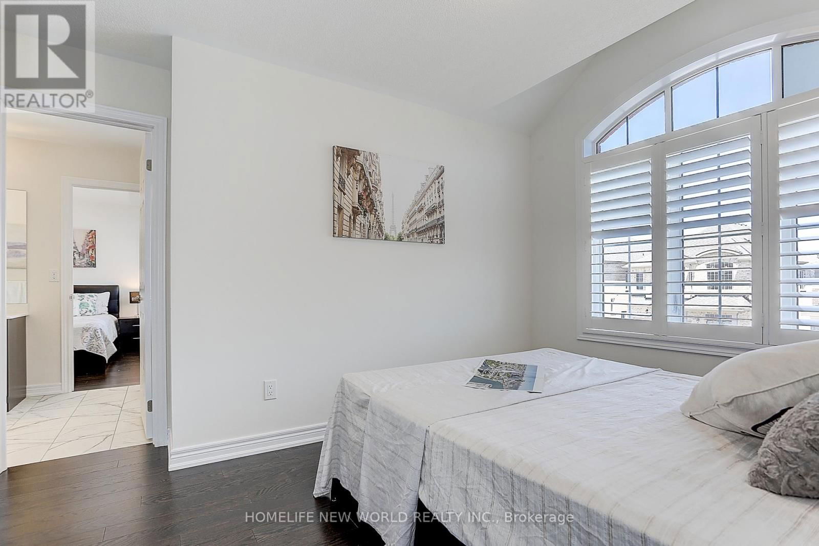 2410 FLORENTINE PLACE Image 30