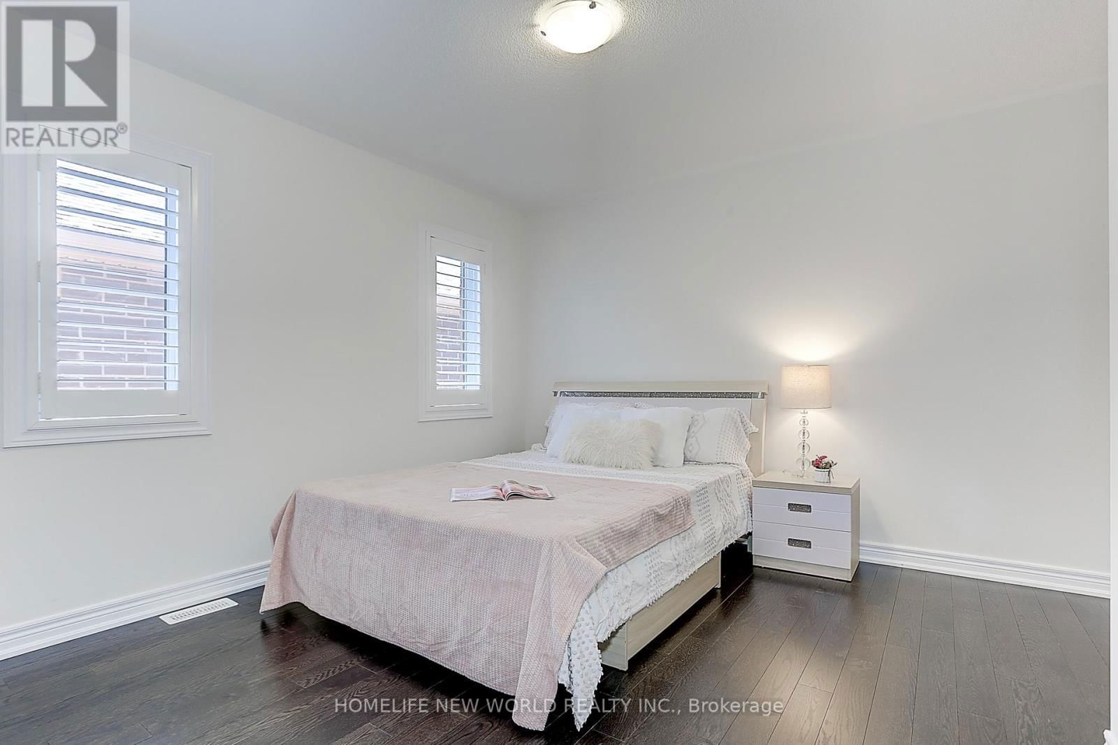 2410 FLORENTINE PLACE Image 31