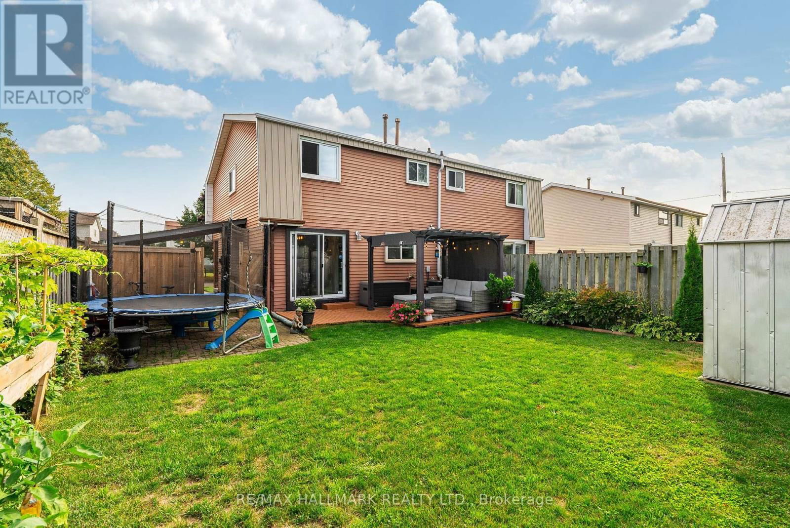 1259 FENELON CRESCENT Image 38