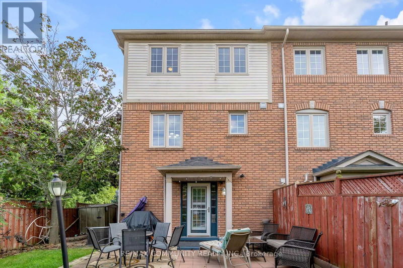 95 Salmon Way  Whitby (Downtown Whitby), L1N9M9 | Image 33