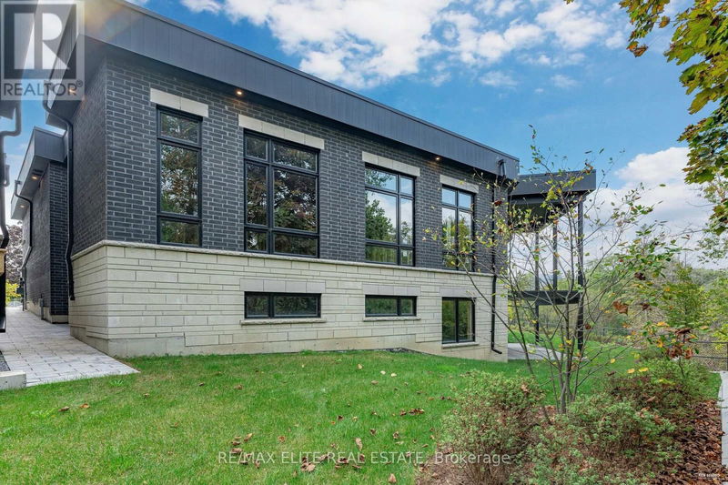 8 Tidmarsh Lane  Ajax (Central West), L1T4S1 | Image 6