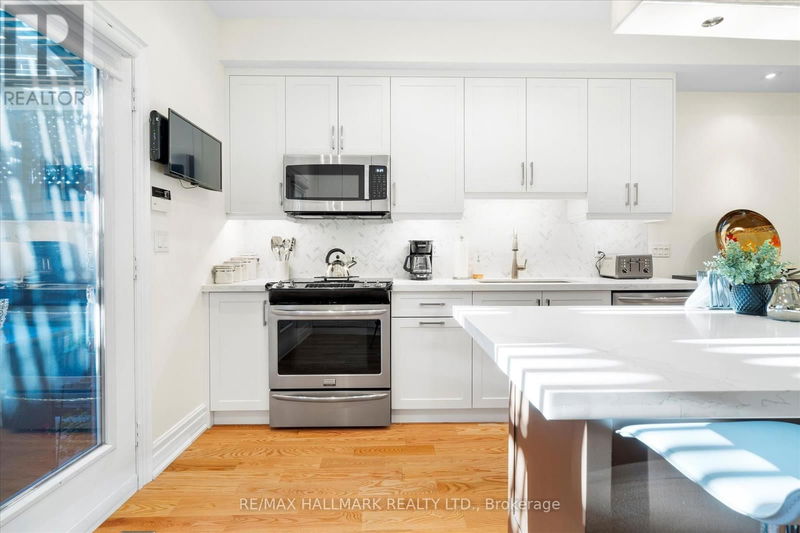 70 Logan Avenue  Toronto (South Riverdale), M4M2M8 | Image 12