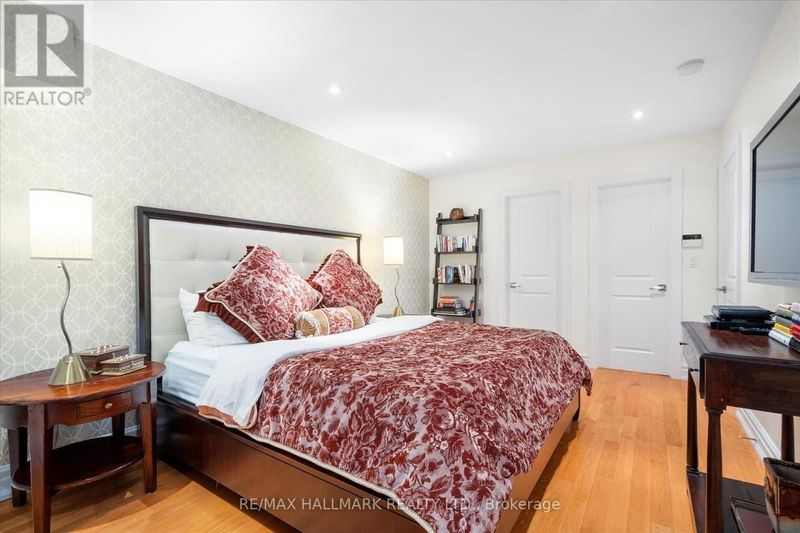 70 Logan Avenue  Toronto (South Riverdale), M4M2M8 | Image 25