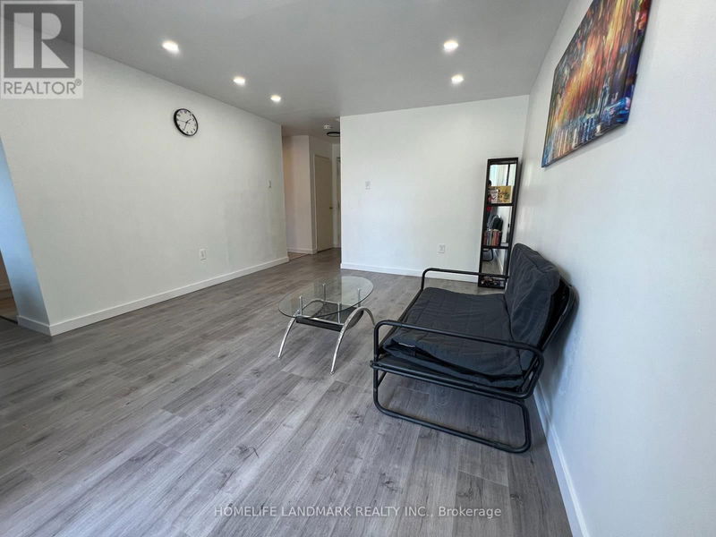  108 - 4060 Lawrence Avenue East Toronto (West Hill), M1E4V4 | Image 3