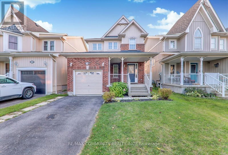 48 Cranborne Crescent  Whitby (Brooklin), L1M2M1 | Image 2