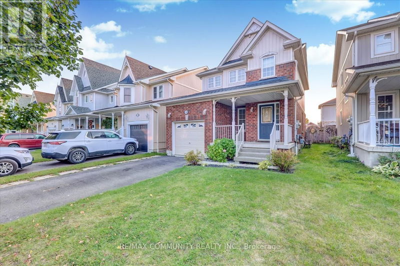 48 Cranborne Crescent  Whitby (Brooklin), L1M2M1 | Image 3