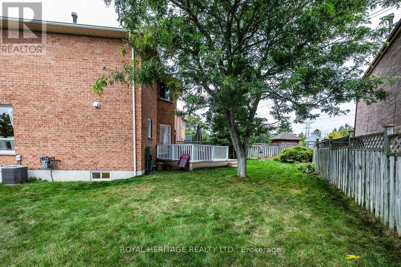 2073 Lynn Heights Drive  Pickering (Liverpool), L1X1P9 | Image 33