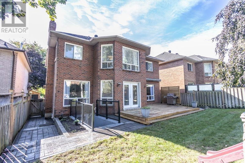 816 Regal Crescent  Pickering (Dunbarton), L1X2P8 | Image 35