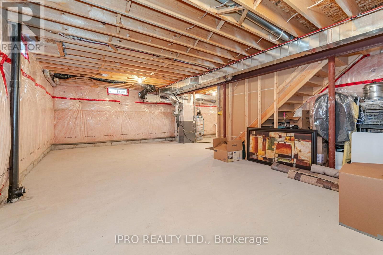 762 GRAND RIDGE AVENUE Image 32