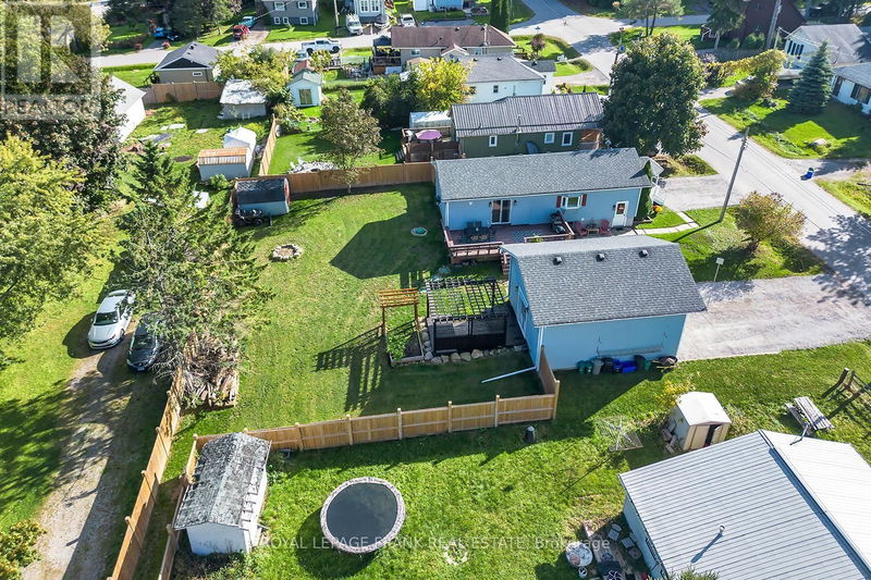 43 Lakeview Avenue  Scugog, L0B1E0 | Image 11