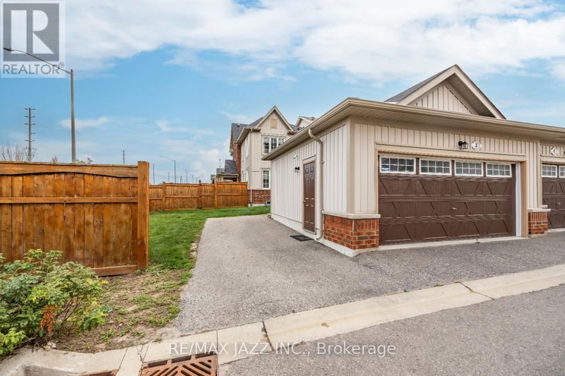 2 Mcbride Avenue  Clarington (Bowmanville), L1C0J6 | Image 31